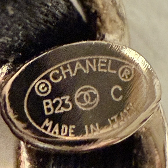 Chanel Earrings from Cruise Collection 2023 - Picture 3 of 11